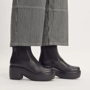 Everlane The Puffa Boot in Black size 8.5 Chelsea Ankle 3.25" Chunky Platform